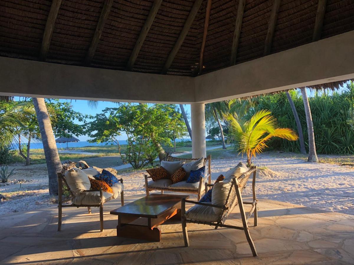 Emayani Beach Lodge Pangani Exterior photo